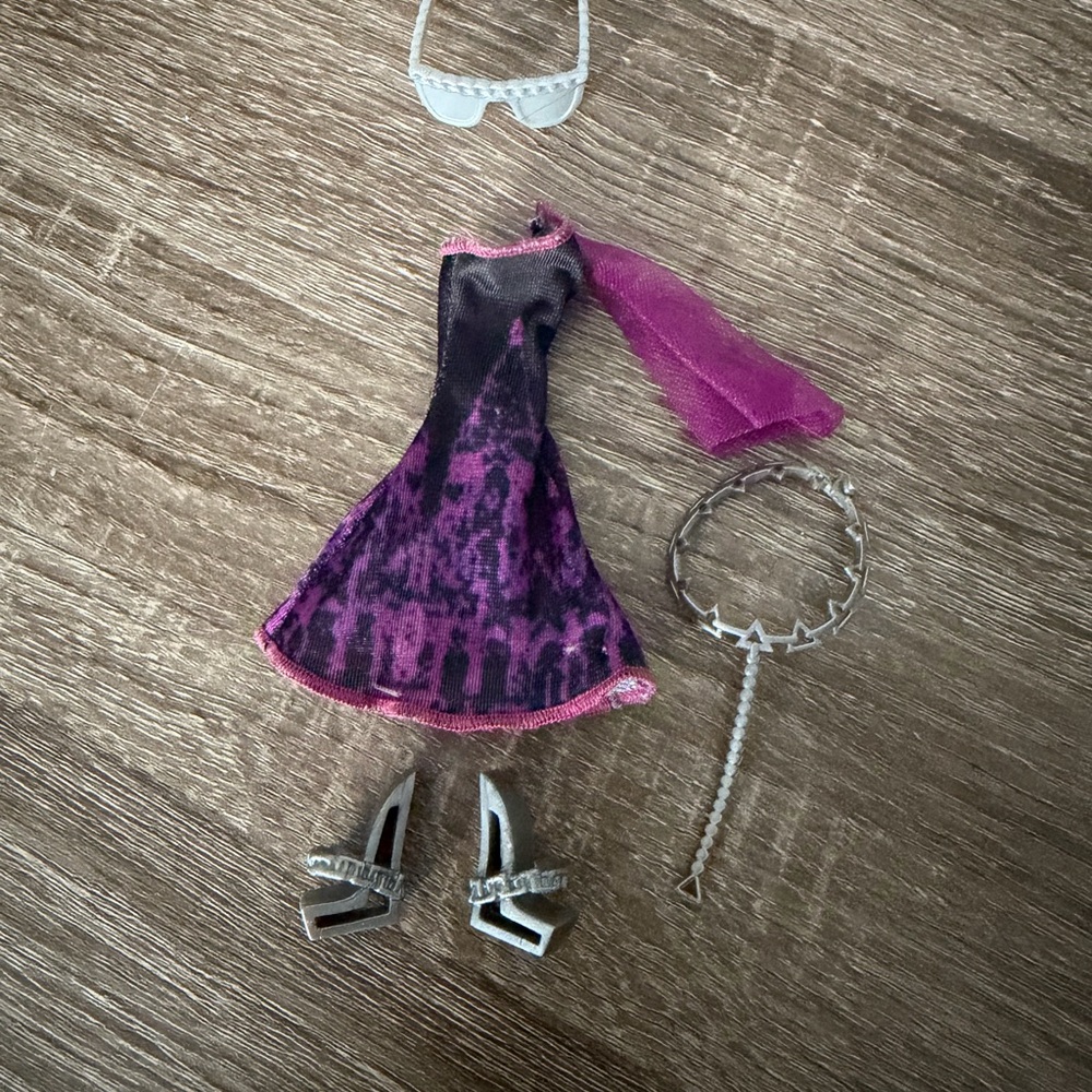 Monster high basic fashion spectra vondergeist